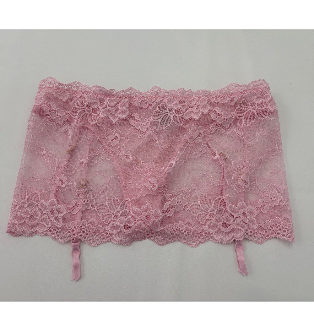 Victoria's Secret Sabrina VTG 09 Skirted Lace Garter Thong M NWT 245043 Pink